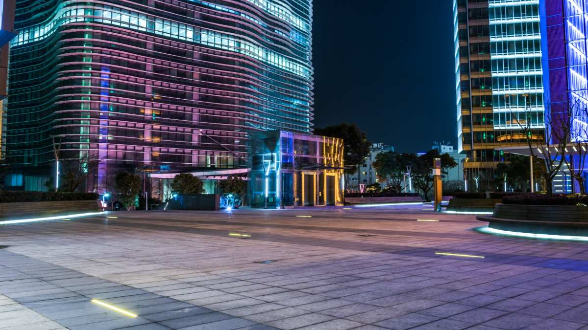 Dubai Eltizam App Public Cleanliness Violation Reporting